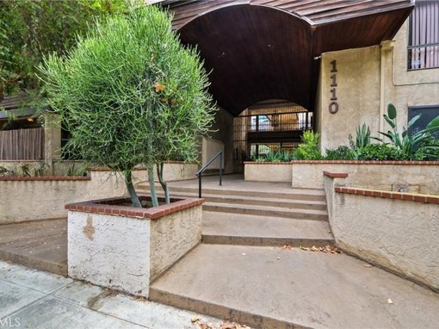 Condo for rent in Long Beach, California