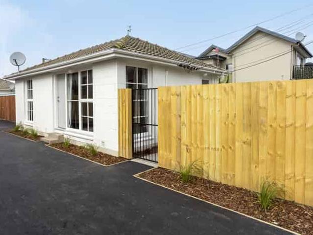 Apartment for rent in Heathcote, Canterbury