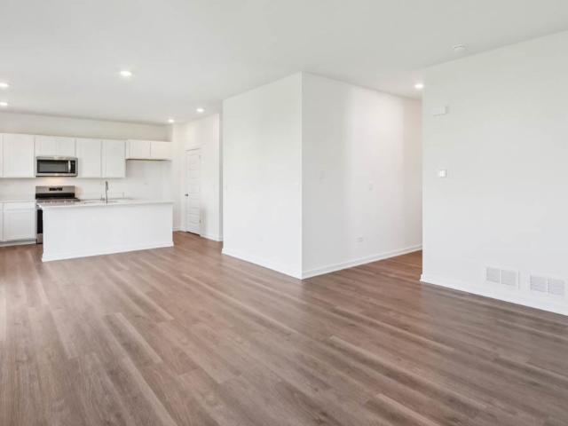 House for sale in Hampshire, Illinois
