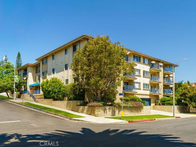Condo for sale in Canoga Park, California