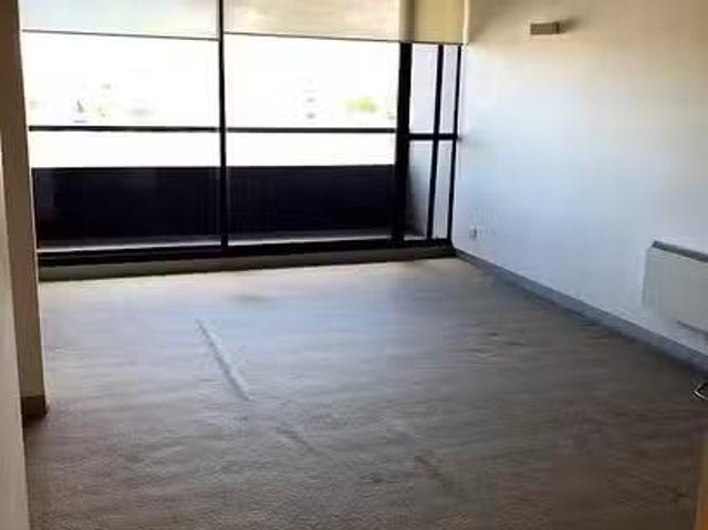 Apartment for rent in Carlton