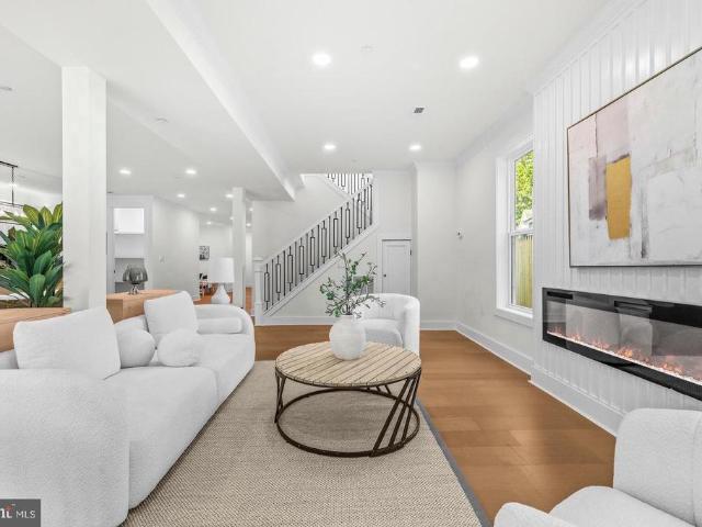 House for sale in Kensington View, Wheaton