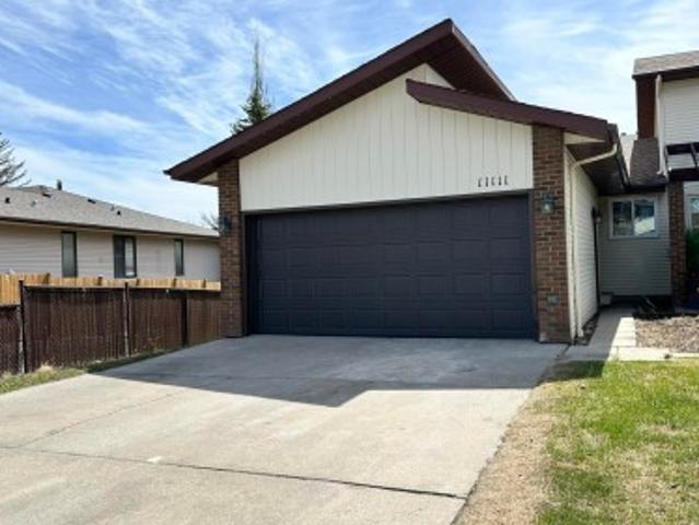House for sale in Wedgewood, Alberta
