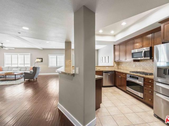 Condo for sale in Studio City Neighborhood Council District, Canoga Park