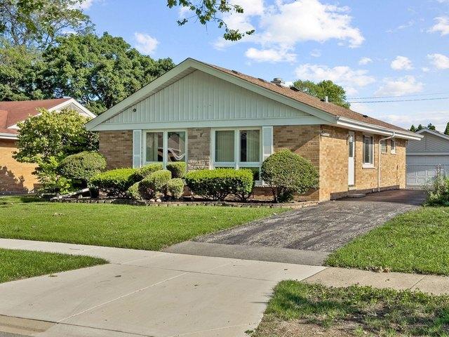 House for sale in Westchester, Illinois