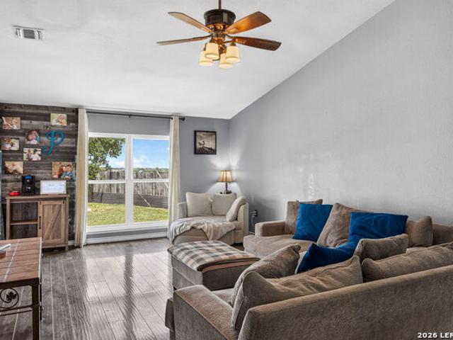 House for sale in Live Oak, Texas