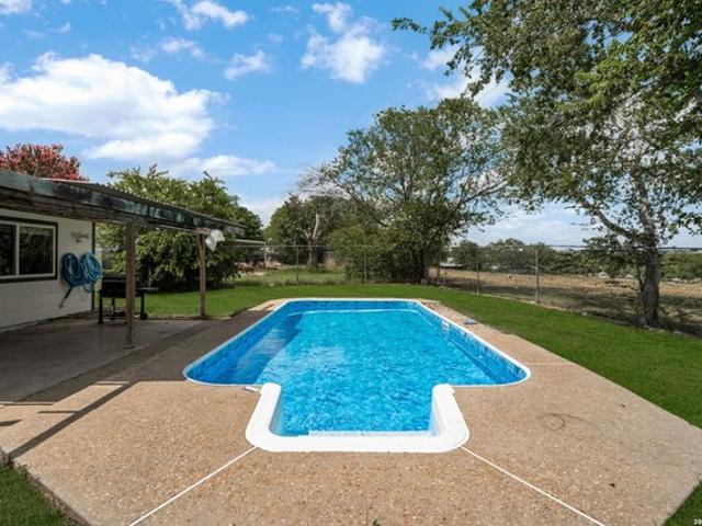 House for sale in Live Oak, Texas