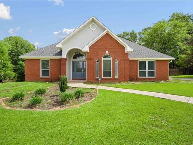 House for sale in Daphne, Alabama