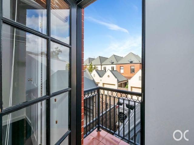 Townhouse for rent in Adelaide, City Of Norwood Payneham St Peters