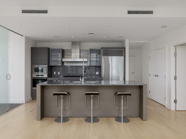 Apartment for rent in Vancouver, British Columbia