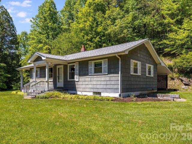 House for sale in Marshall, North Carolina