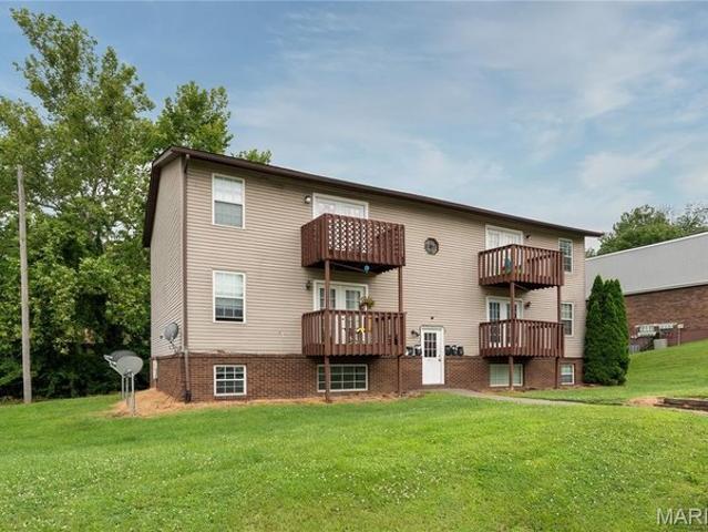 House for sale in Collinsville, Illinois