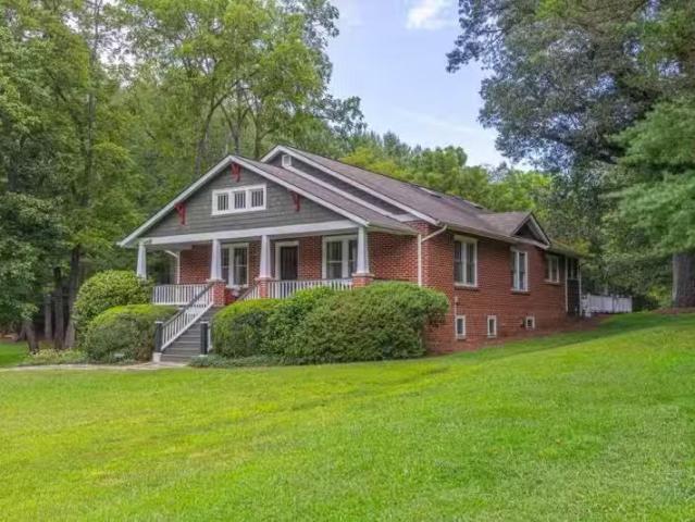 House for rent in Hendersonville