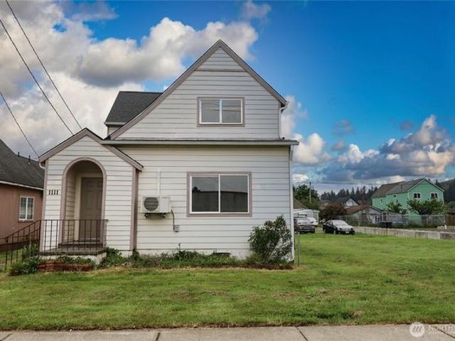 House for sale in Hoquiam, Washington