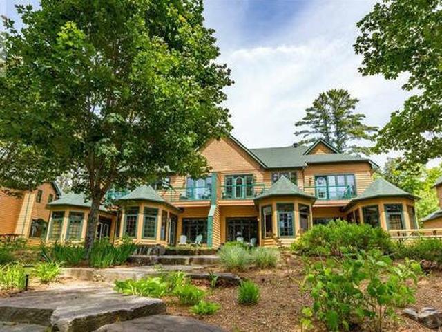 House for sale in Ontario