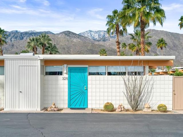 Condo for sale in Palm Springs, California