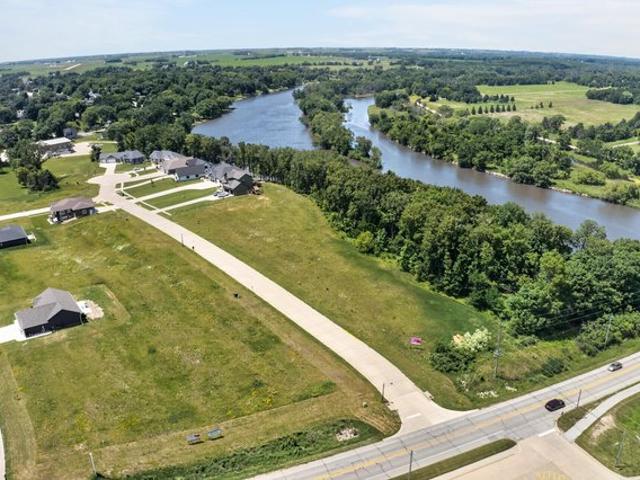 Land for sale in Waverly, Iowa