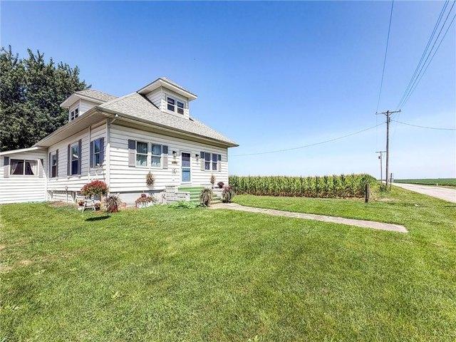 House for sale in Douglas, Illinois