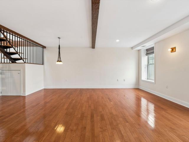 Condo for sale in Philadelphia, Pennsylvania