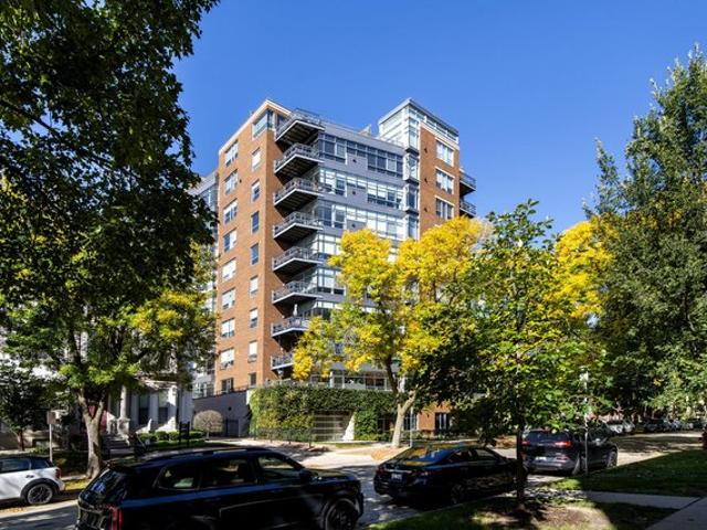 Condo for sale in Milwaukee, Milwaukee County