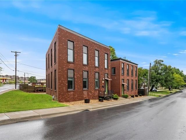 Townhouse for sale in Ark