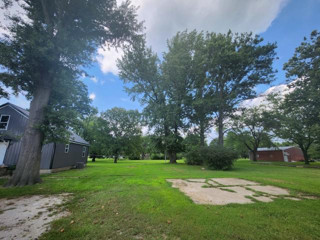House for sale in Perry, Illinois