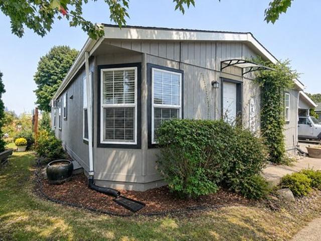 House for sale in Canby, Clackamas County