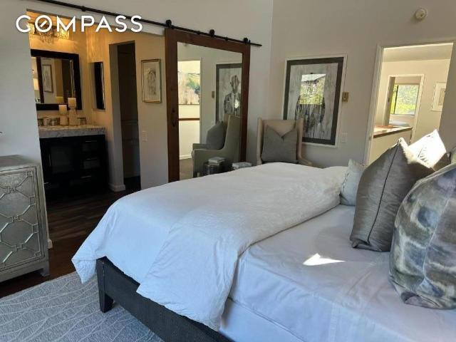 Townhouse for sale in San Mateo