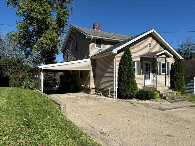 House for sale in Uhrichsville, Tuscarawas County