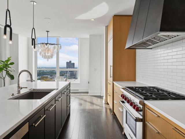 Condo for sale in Hennepin, Minnesota