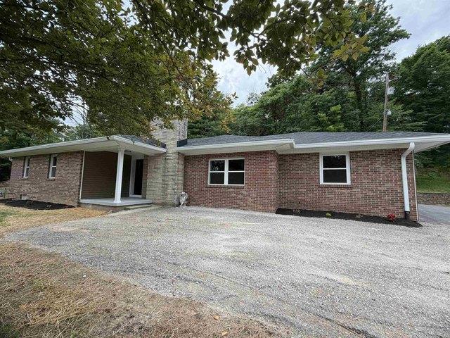 House for sale in Evansville, Vanderburgh County