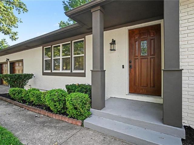 House for sale in Red Bridge, Kansas City