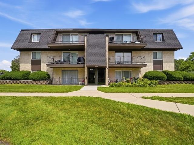 Condo for sale in Palos Hills, Illinois