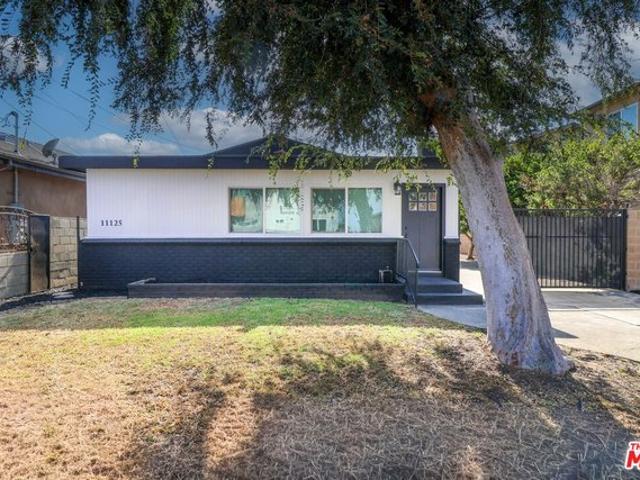 House for sale in Inglewood, Los Angeles County