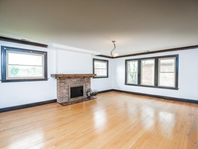House for sale in Chicago Park, Illinois