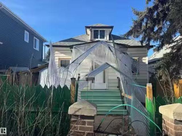 House for sale in Wedgewood, Alberta