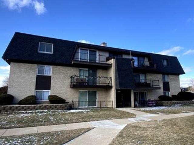 Condo for sale in Palos Hills, Illinois