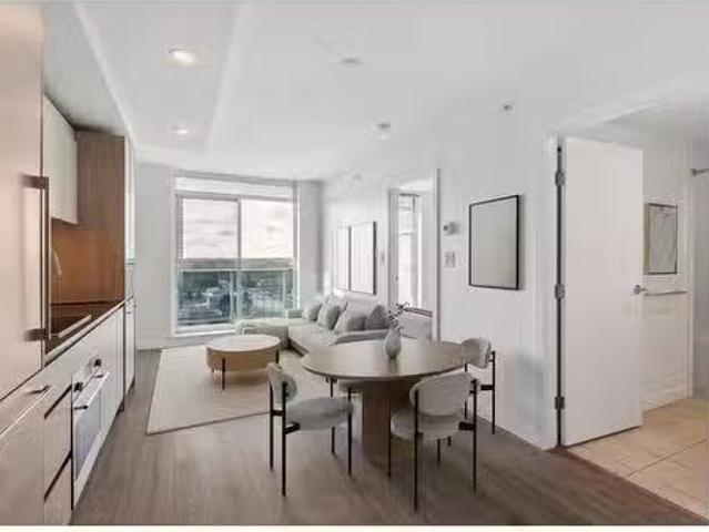 Condo for sale in Surrey, British Columbia