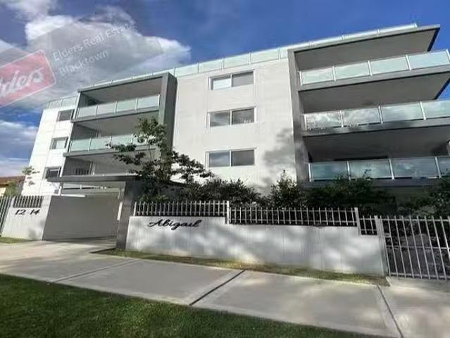 Apartment for rent in Mays Hill