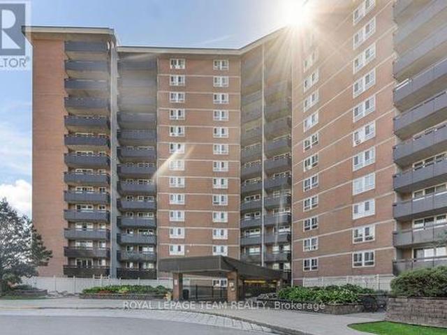 Condo for sale in Beacon Hill South, Ottawa