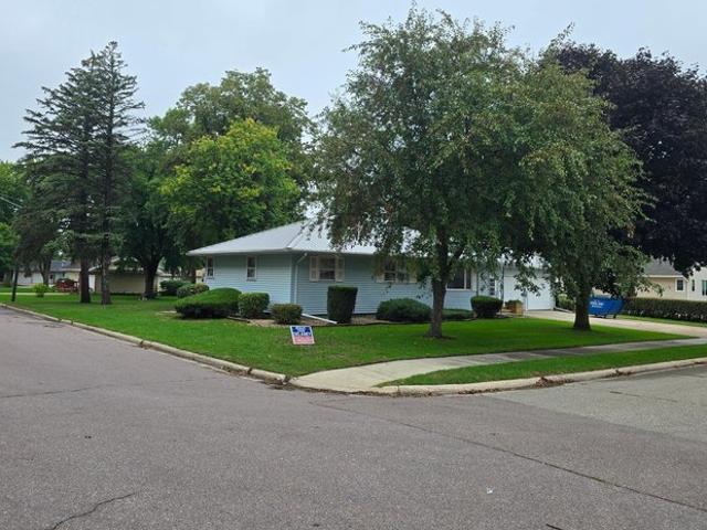 House for sale in Pipestone, Pipestone County