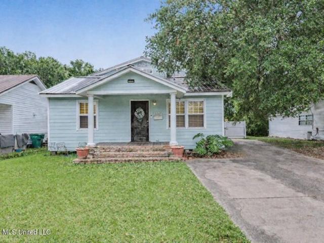 House for sale in Pascagoula, Mississippi