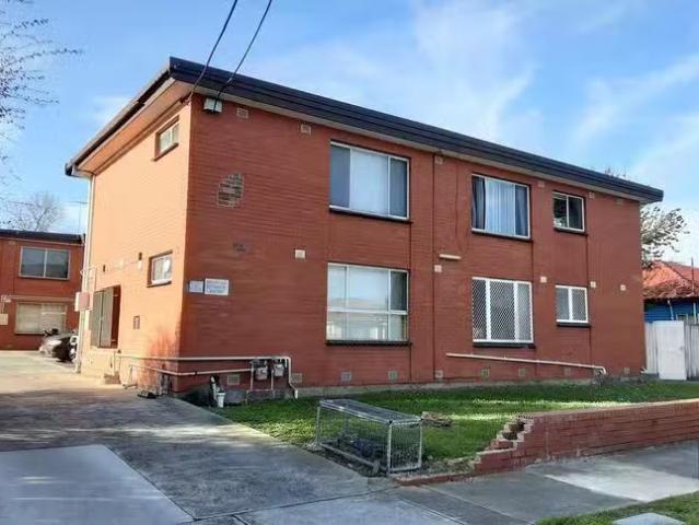 Apartment for rent in Sunshine North