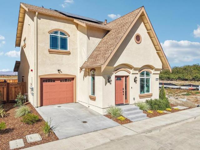 House for sale in Hollister, San Benito County