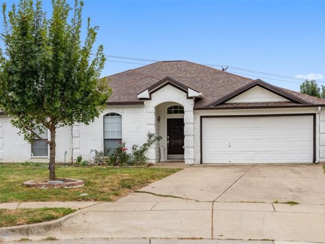 House for sale in Kennedale, Texas
