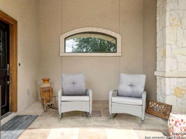 House for sale in Comfort