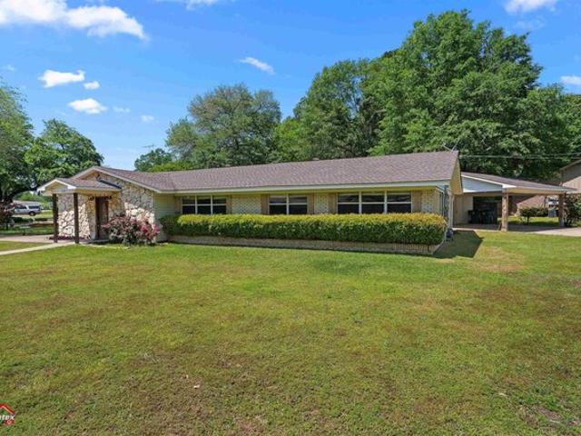 House for sale in Carthage, Panola County