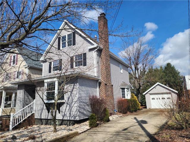 House for sale in Natrona Heights, Pennsylvania