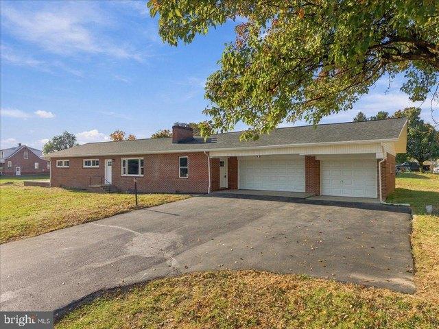 House for sale in Martinsburg, Berkeley County