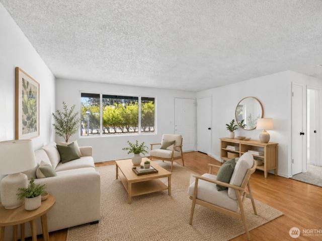 House for sale in Oak Harbor, Washington